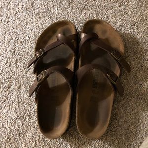 SIZE 7 BIRKENSTOCK